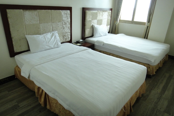 Clark Renaissance Hotel (Santol)